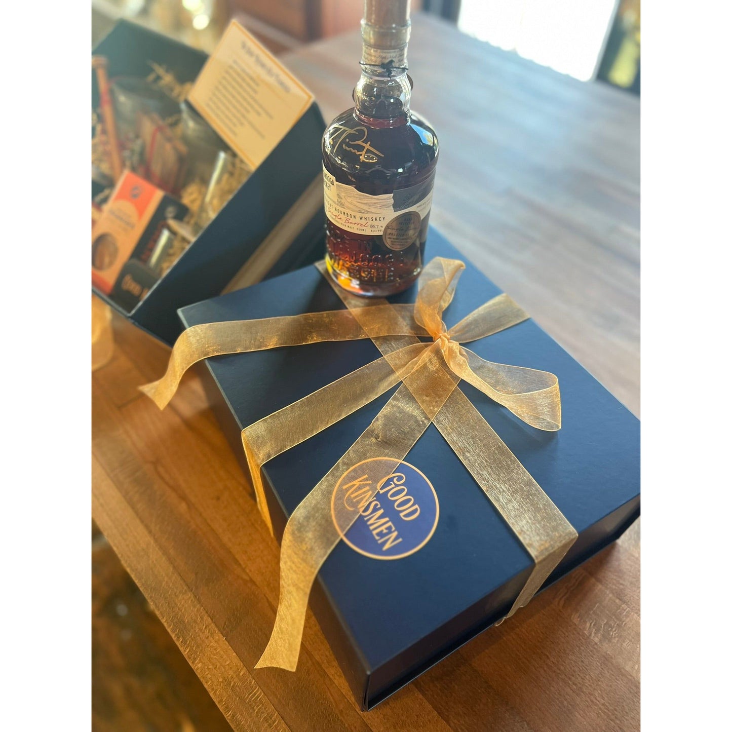 Old Fashioned Gift Box 2024