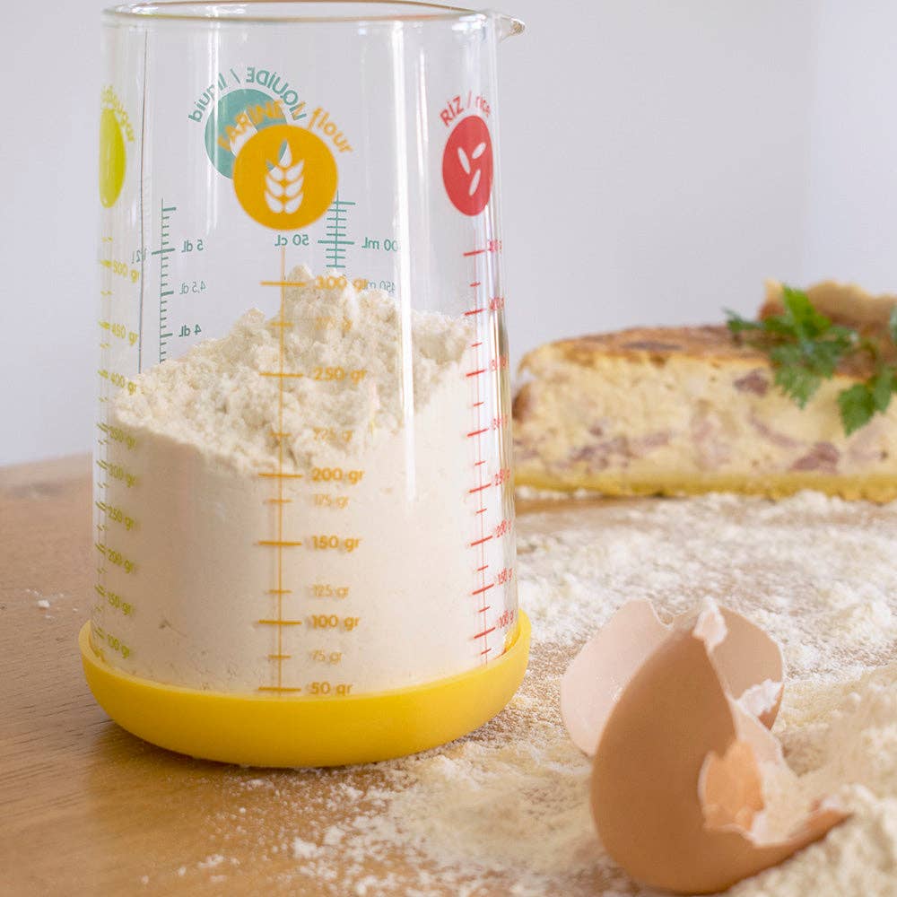 Glass Measuring Pitcher - Medium / 17oz