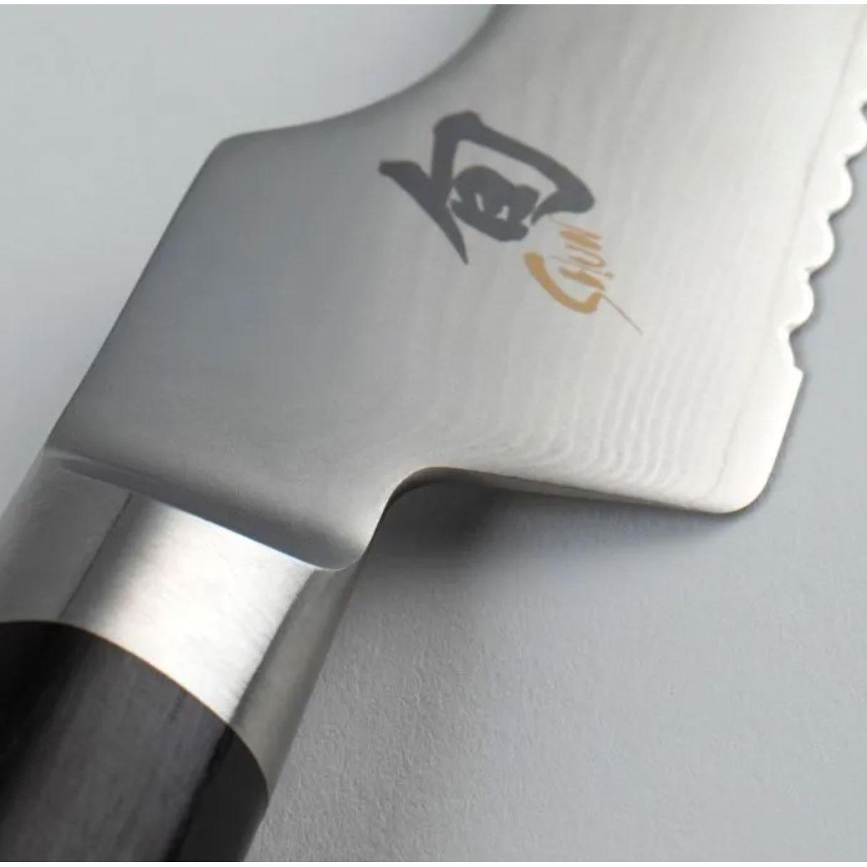 Classic - 8.25" Offset Bread Knife