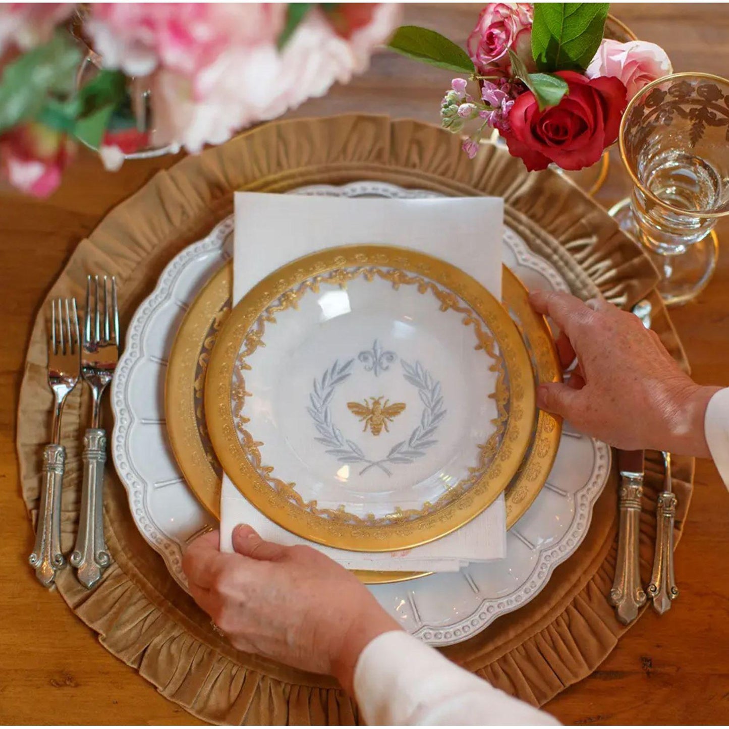 Vetro Gold Dinnerware Collection