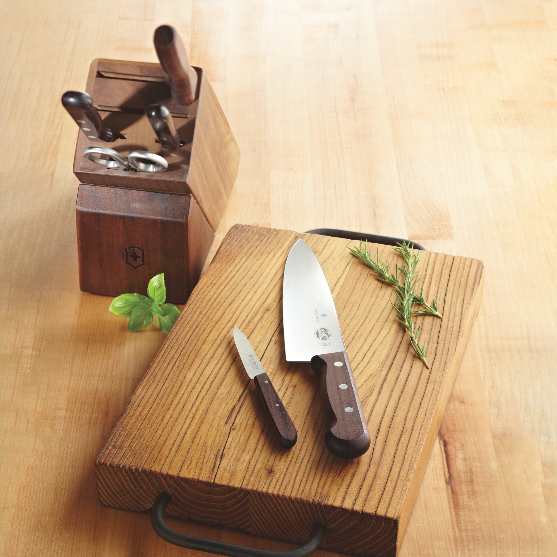 Victorinox Swiss Modern Wood 6-Piece Knife Block Set