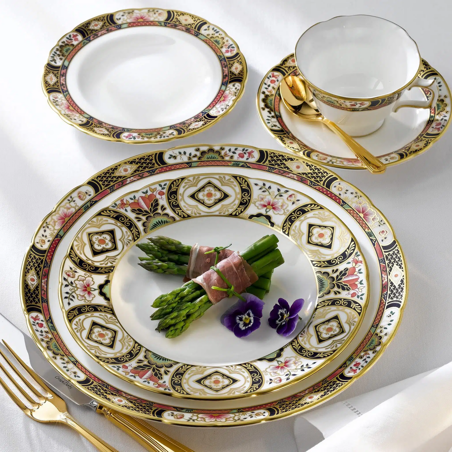 Chelsea Garden Dinnerware Collection