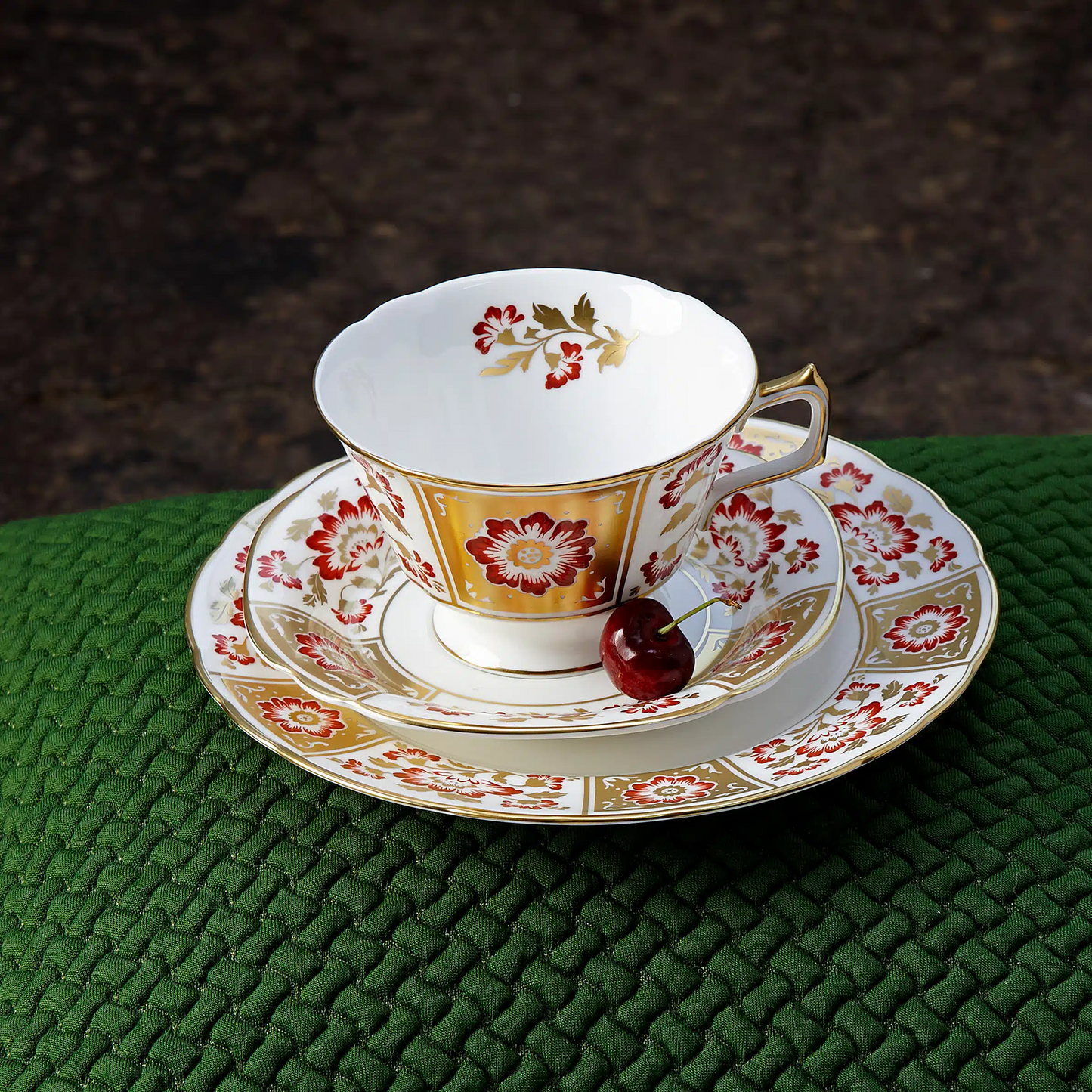 Derby Panel - Red Dinnerware Collection