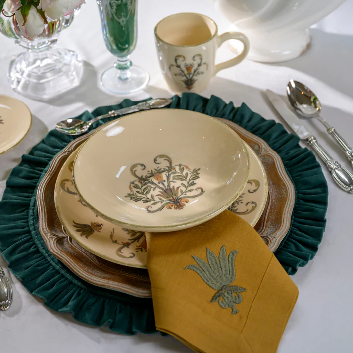Villa Dinnerware Collection