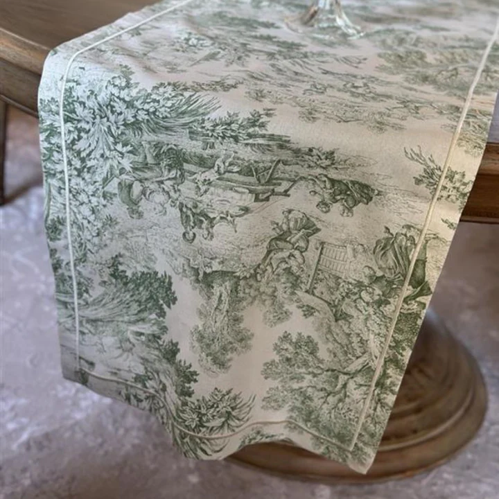 Table Runner - Montefalco Toile